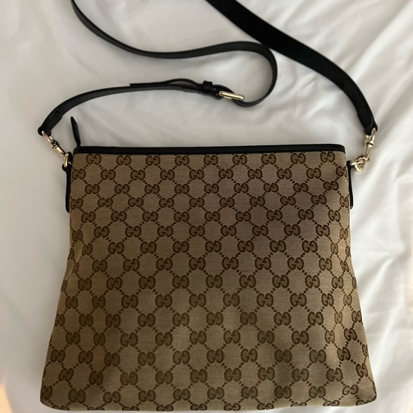 Gucci WEB SUPREME POCKET MESSENGER - Picture 4 of 16